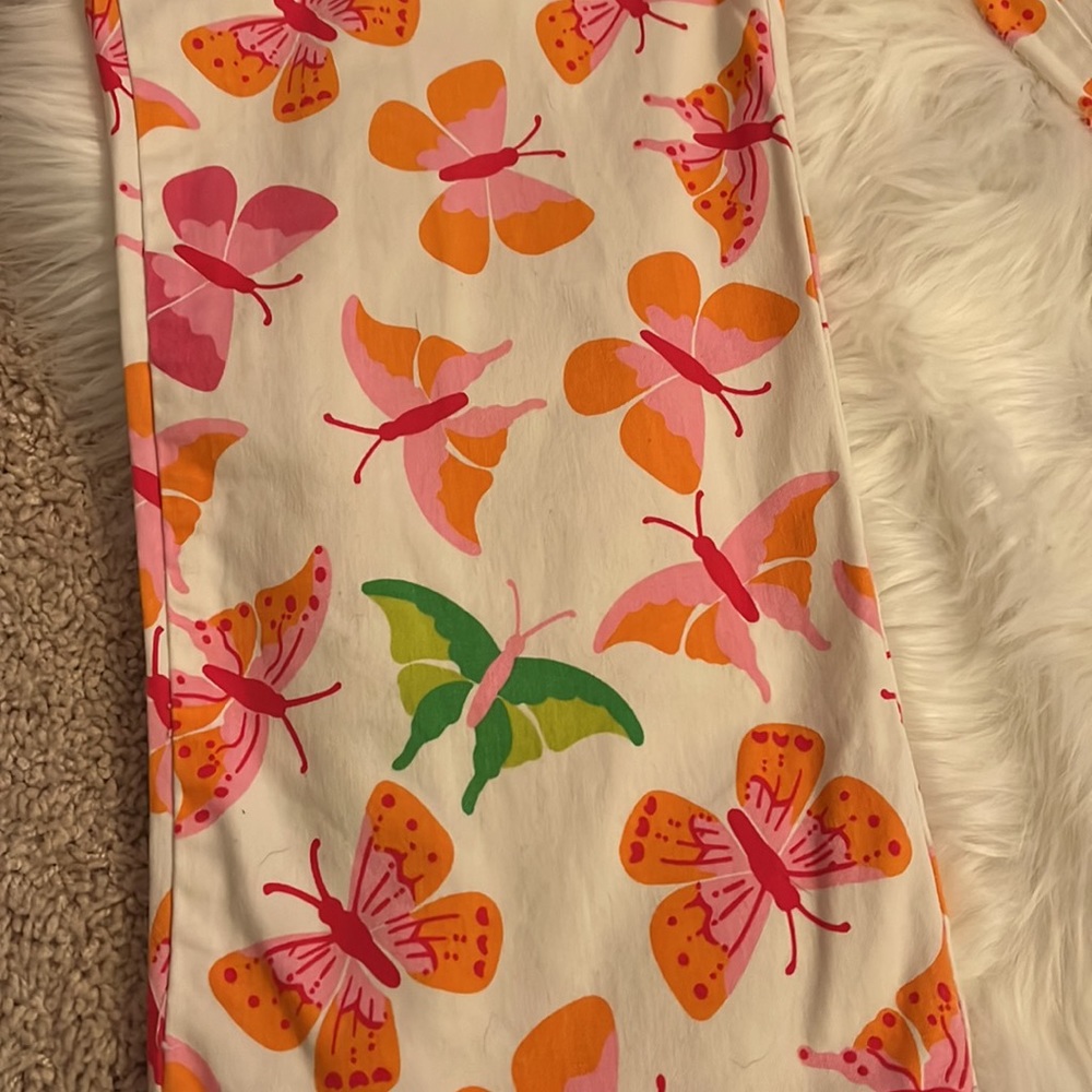 Lilly Pulitzer capris - Picture 4 of 7